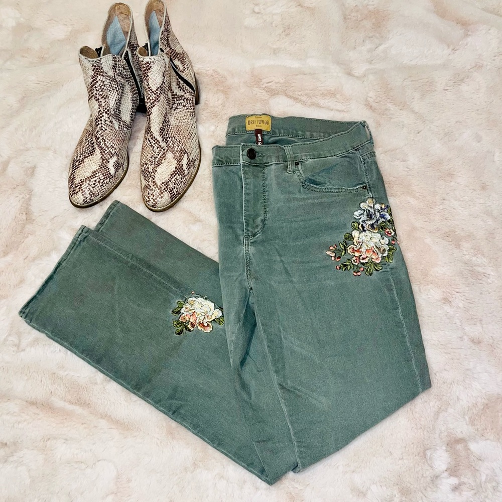 Driftwood Embroidered Skinny Jeans 30